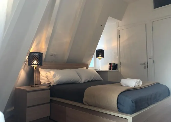 ベッド・アンド・ブレックファスト A'dam Centre Chic