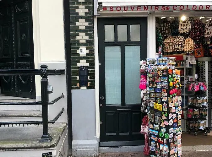 Oda ve Kahvaltı A'dam Centre Chic 3*